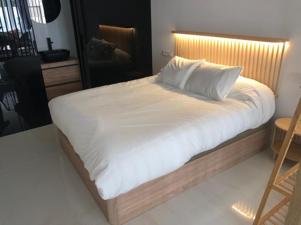 Suite Playamar Con Jacuzzi Торремолинос Экстерьер фото